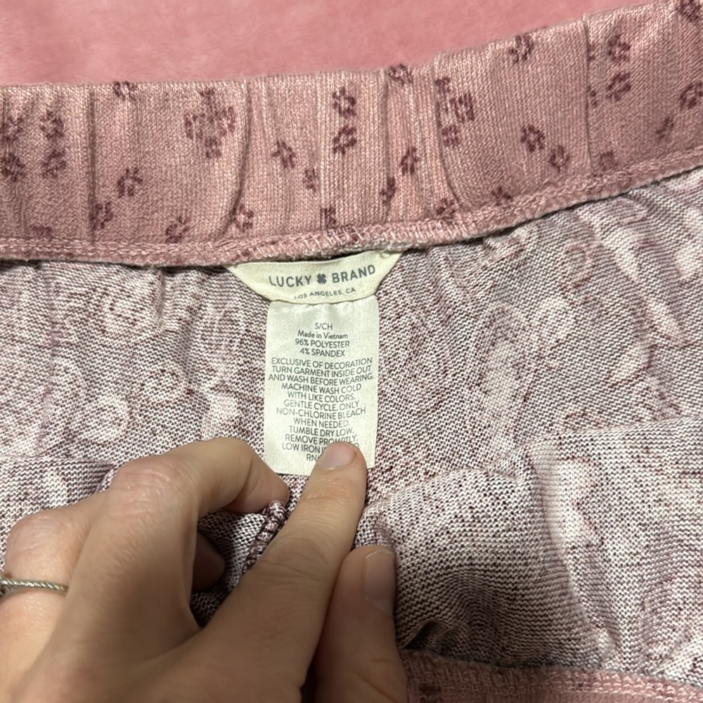 Lucky brand short - Picture 3 of 4